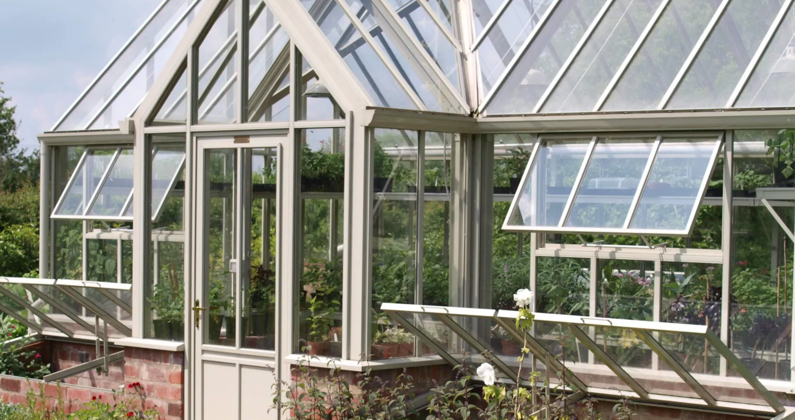 Greenhouse Gardening: How to Extend Your Growing Season